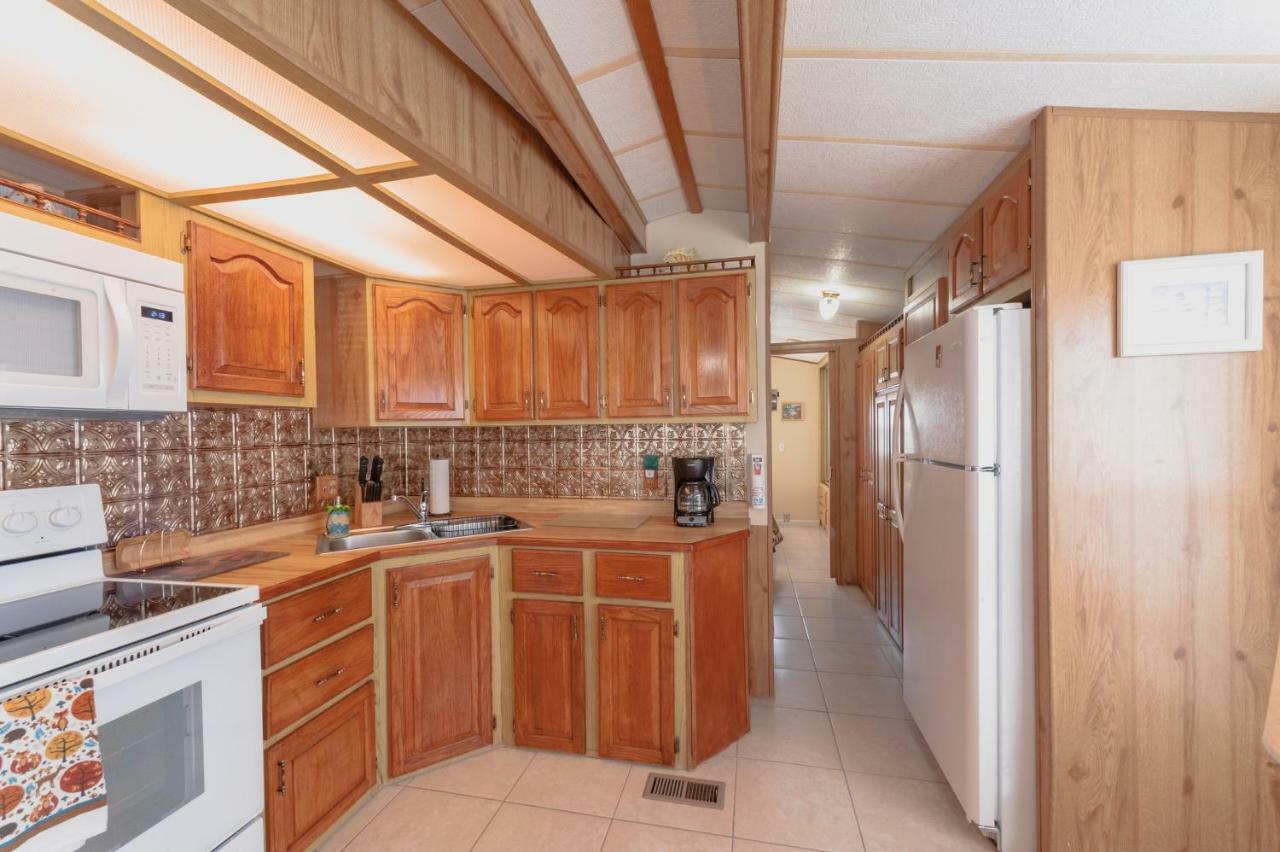 Island Beach House With No Extra Fees Jensen Beach Exterior photo